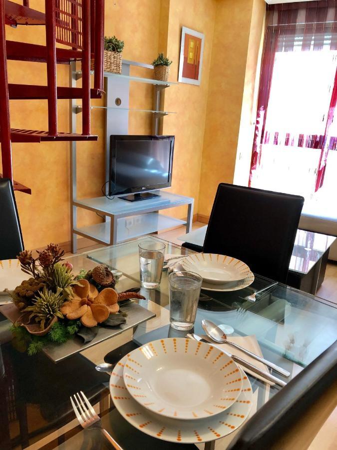 El Rincon De Las Armas Appartement Zaragoza Buitenkant foto