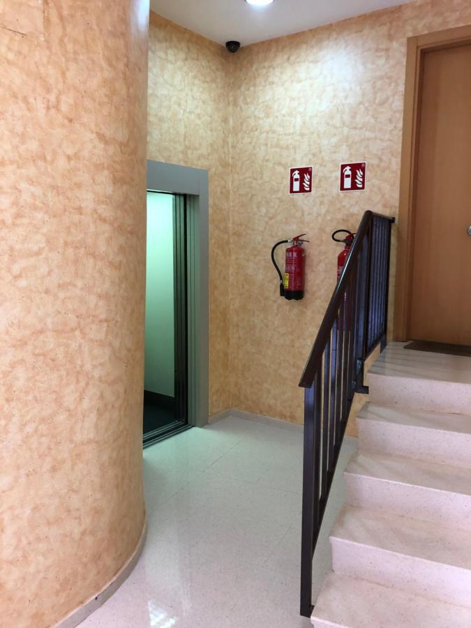 El Rincon De Las Armas Appartement Zaragoza Buitenkant foto